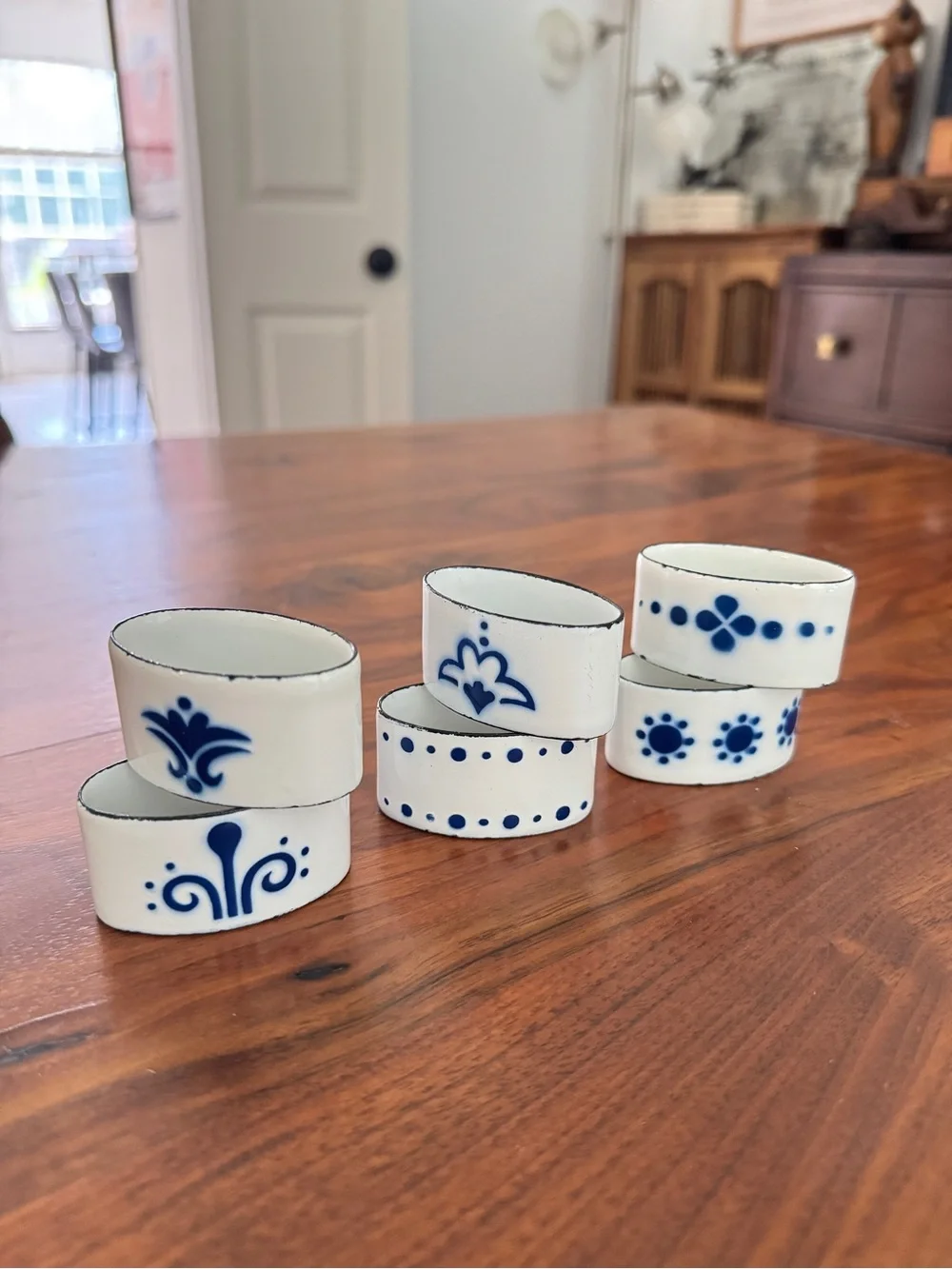 IKEA Heder Vintage Blue White Enamel Napkin Rings Katarina Brieditis (6) NOS
